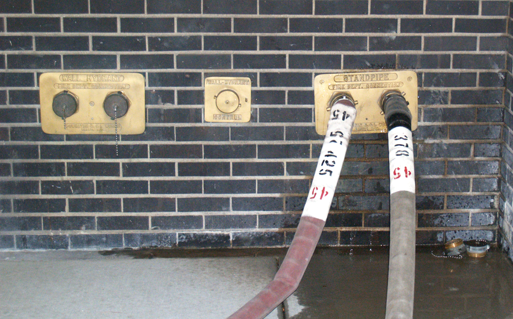 Chicago Fire Department standpipe connection