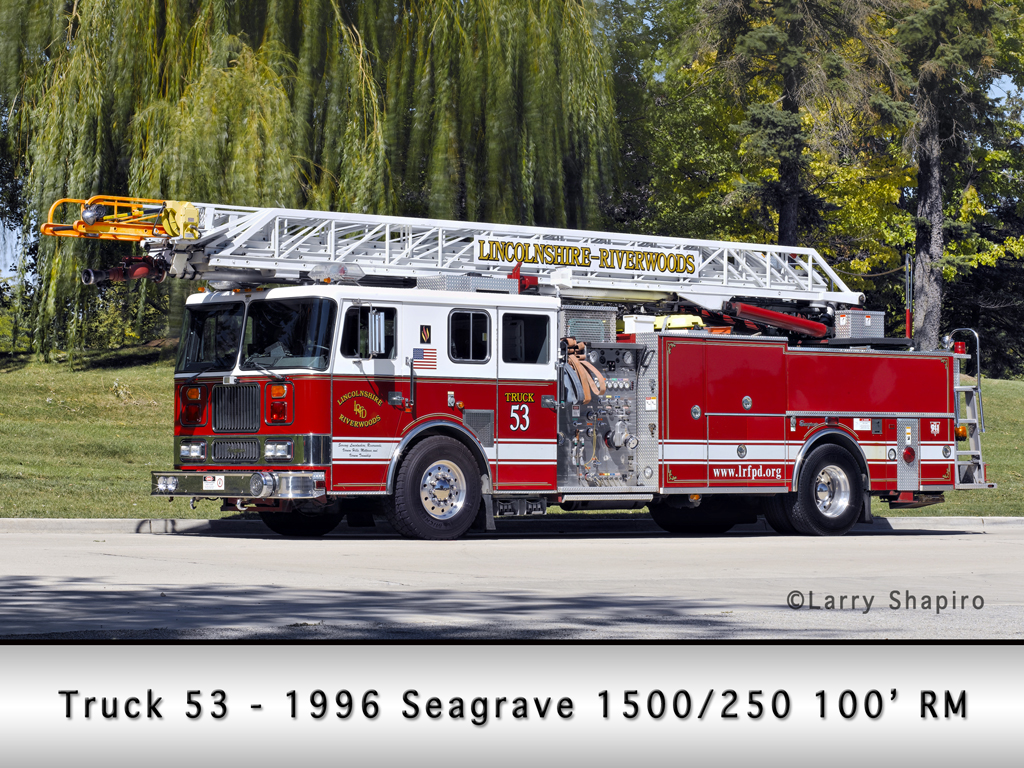 Lincolnshire-Riverwoods FPD Seagrave rear mount aerial