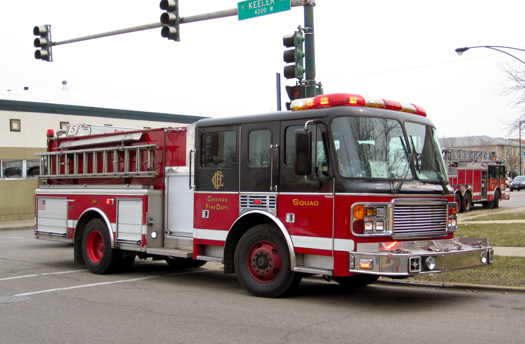 Chicago Fire Department reserve squad Engine 23 American LaFrance Eagle