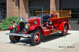 Roselle Fire Department 1927 Pirsch Type S pumper