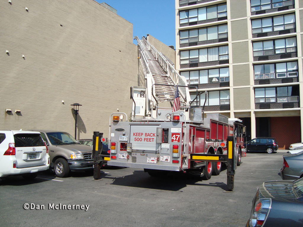 Chicago Fire Department hi-rise fire 5748 SHeridan Road 8-19-11