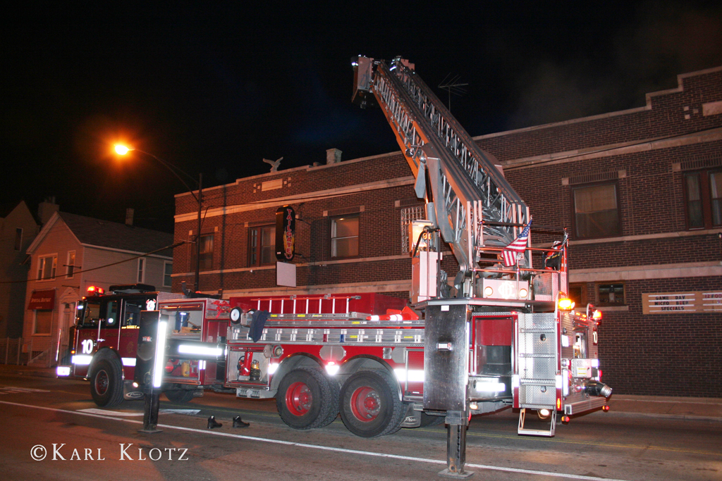Chicago Fire Department working fire at 1802 N. Sheffield