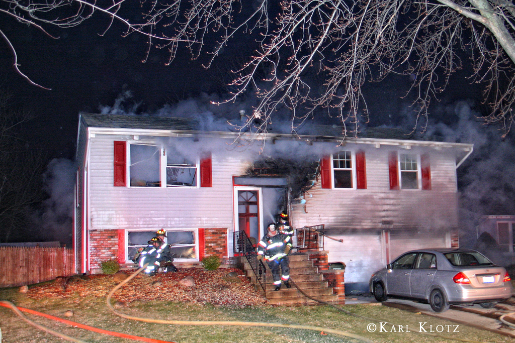 Frankfort house fire 1-2-12 at 19949 Spruce Drive