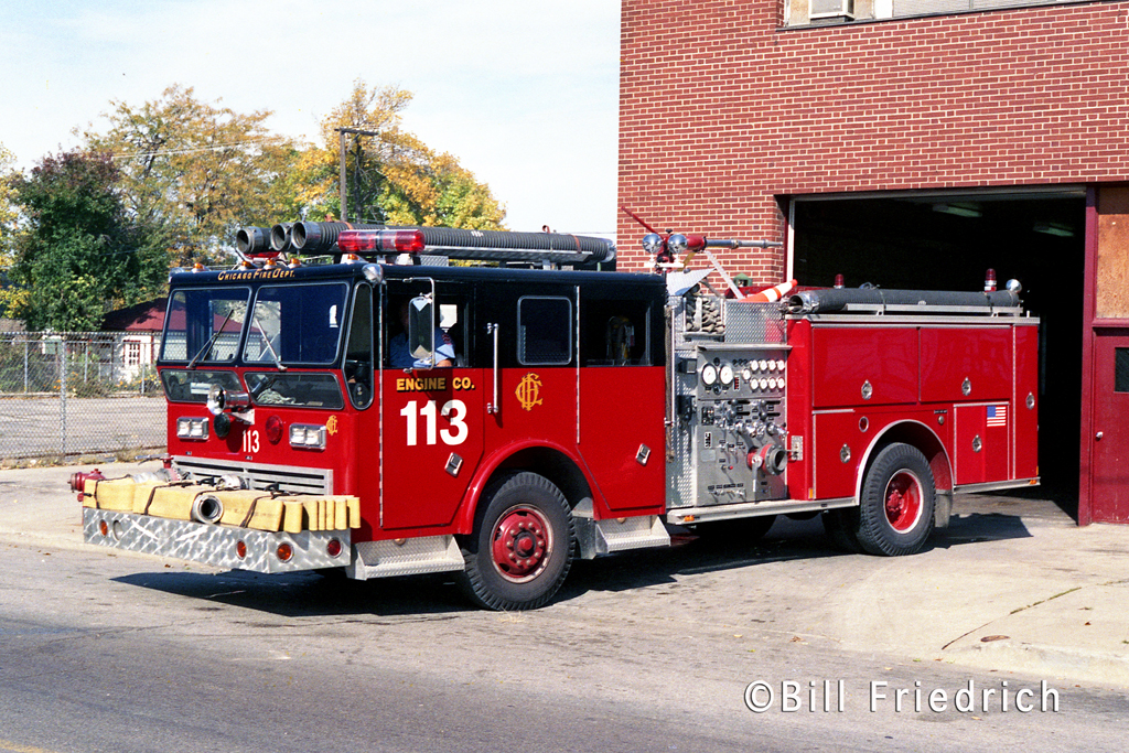 Chicago Fire Department Engine 113 Ward LaFrance Ranger 