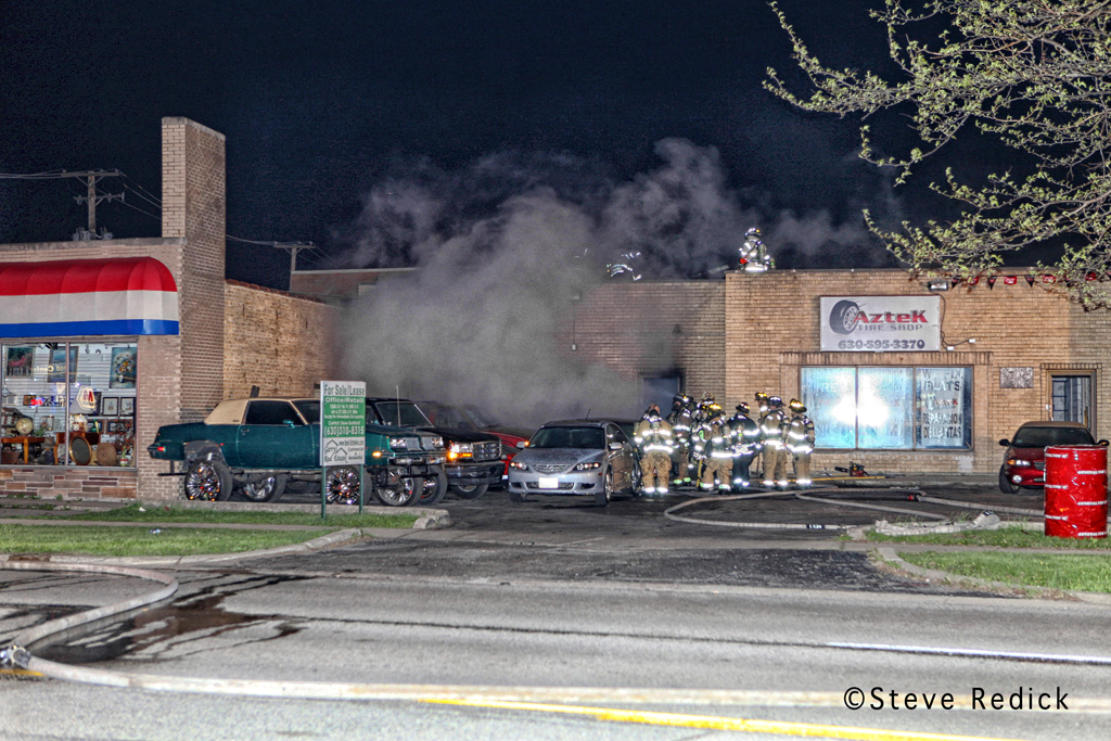 Wood Dale commercial fire on Irving Park Road 3-29-12
