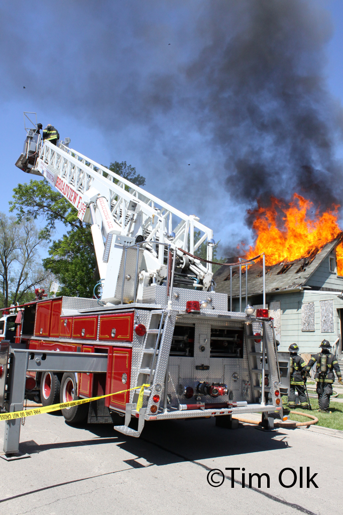 Broadview Fire Department live fire training