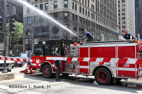 Chicago Fire Department cools hot bridges in Chicago