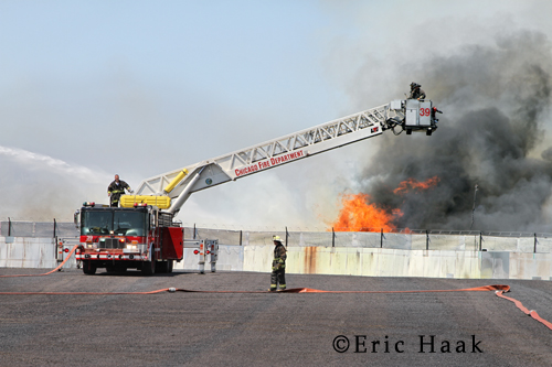 Chicago Fire Department Still & Box Alarm 47th & Knox 6-27-12 pallet fire Tower Ladder 39