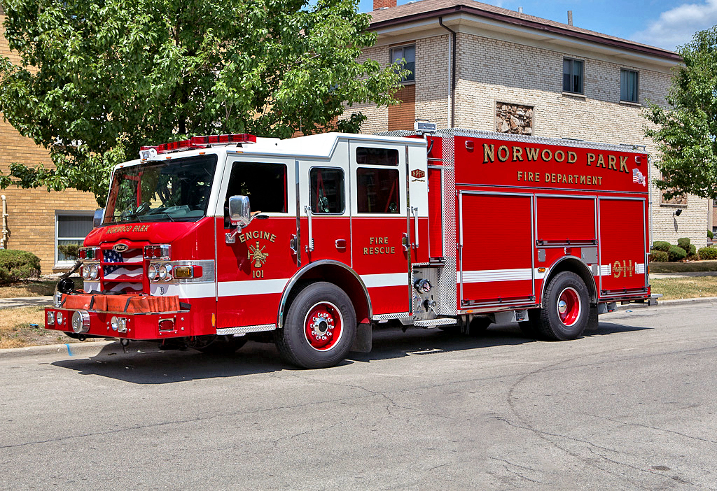 Norwood Park Fire Protection District Engine 101 Pierce Impel PUC