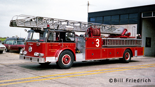 Chicago Fire Department Truck 63 Seagrave with a booster tank