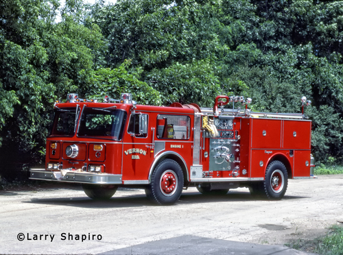 Vernon Township Fire Protection District 1981 Seagrave WB engine