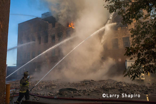 5-11 Alarm fire in a commercial warehouse in Chicago 9-30-12 on Nelson Snorkel