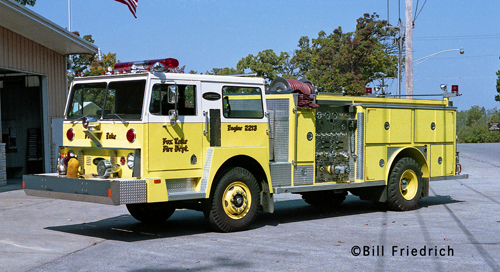 Fox Lake Fire Department Engine 2213