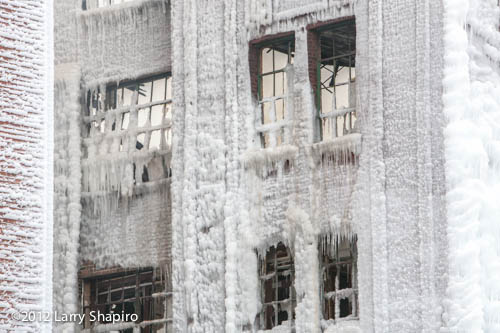 building covered with ice after warehouse fire in Chicago