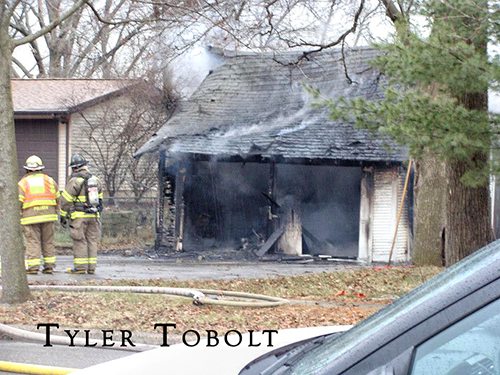 Crystal Lake garage fire on McHenry Avenue