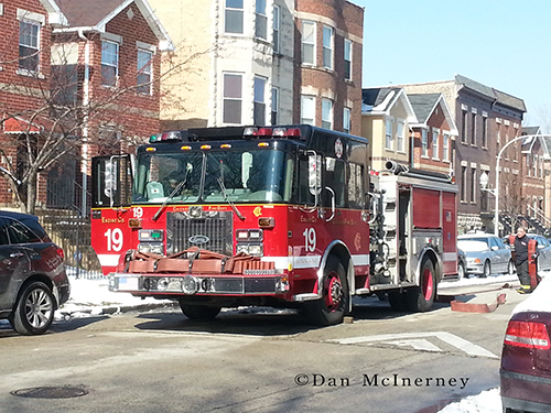 Chicago fire engine on-scene