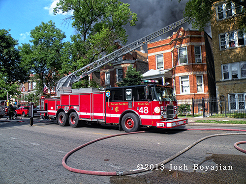 3-11 Alarm fire in Chicago apartment building on S. Central Park