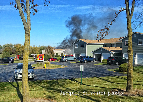 2-alarm townhouse fire in Gurnee injures 3 firefighters 10-27-13