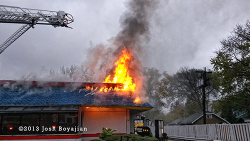 Berwyn firefighters battle Burger King restaurant fire