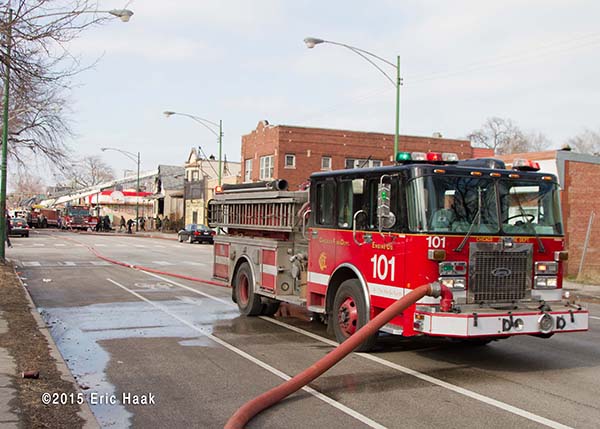 Chicago FD Engine 101 at fire scene