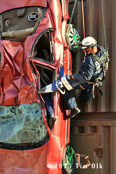 high-angle rescue training for firefighters