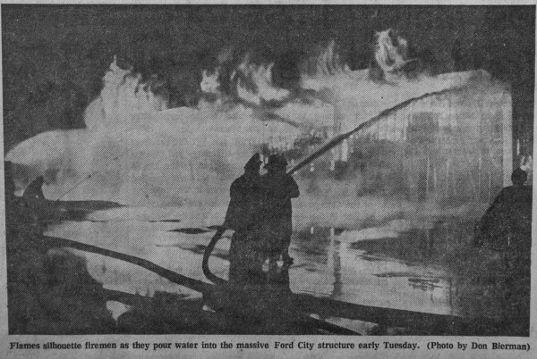 News clipping from an historic fire that destroyed the Ford City shopping center 4-2-68