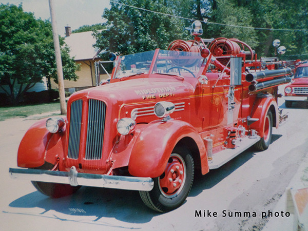1947 Seagrave fire engine from Midlothian, IL