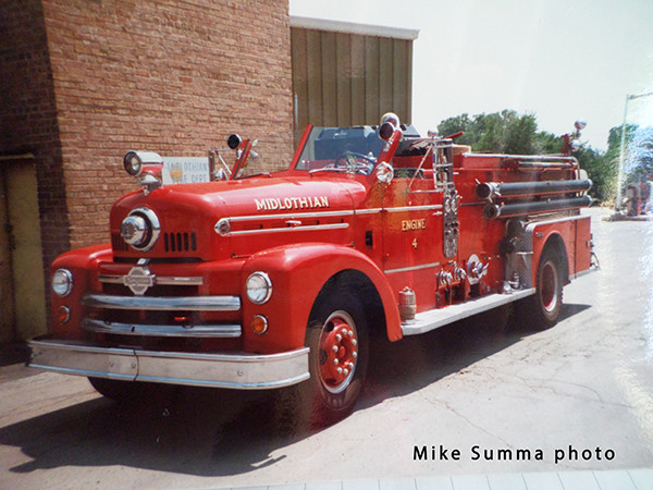 1957 Seagrave fire engine from Midlothian, IL