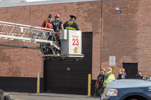 Chicago firefighters help worker trapped on water tower