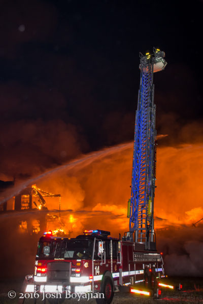 Chicago FD Tower Ladder 14 at a massive warehouse fire in Chicago