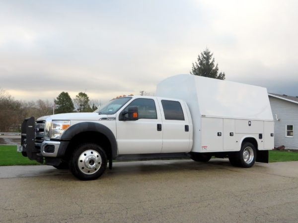 Ford F550 with utility body