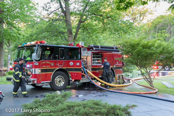 Lake Forest FD Engine 422