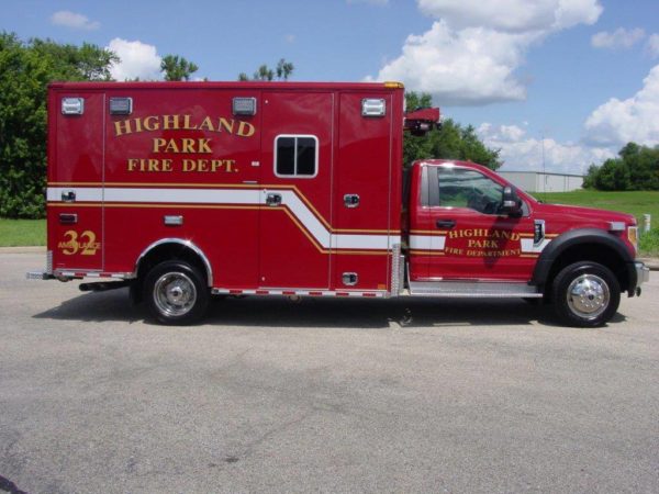 Highland Park FD Ambulance 32