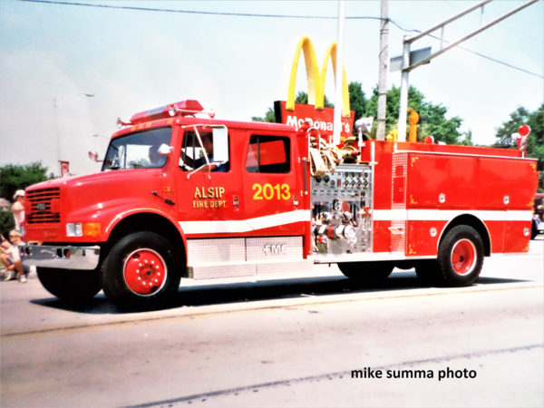 FMC Sentinel fire engine
