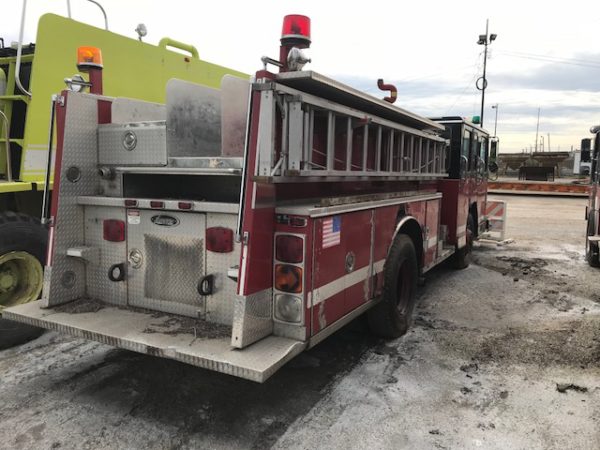 old Chicago fire engine going to auction