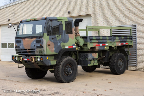 1998 Stewart & Stevenson 4x4 LMTV, M-1078 cargo truck4