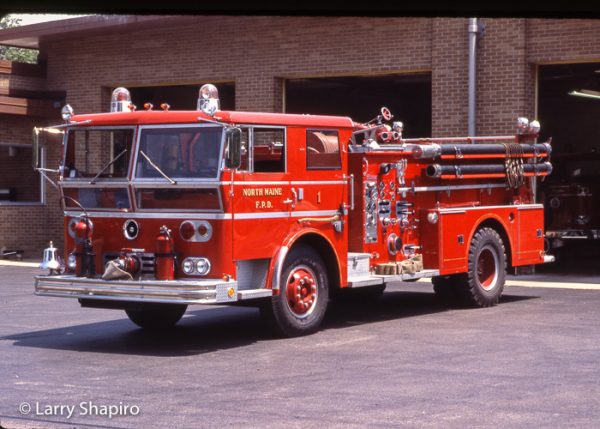 Ward LaFrance Ambassador fire engine