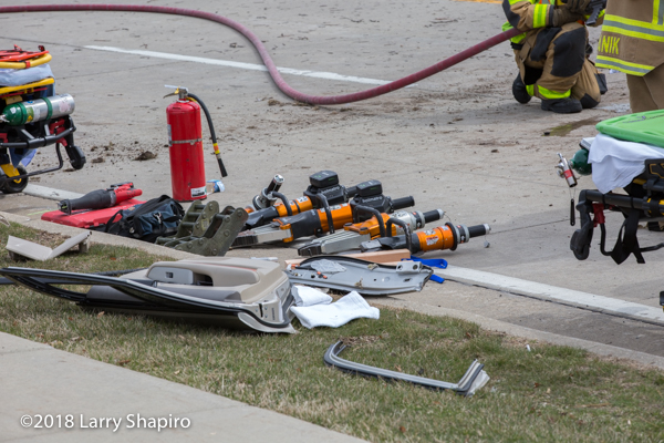 Holmatro rescue tools at crash site