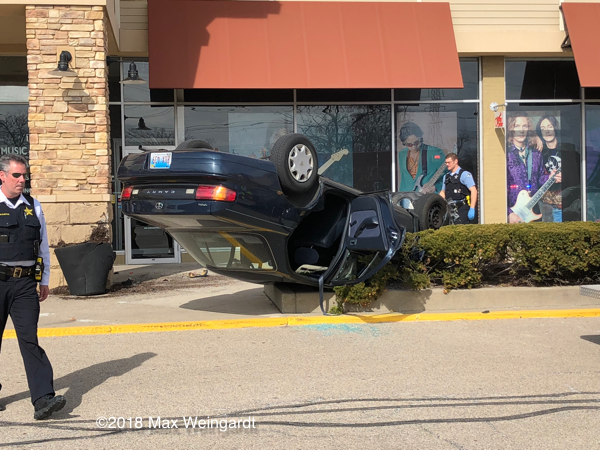 car rollover on it's roof
