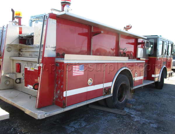 surplus Chicago FD 1992 Spartan/Luverne fire engine for sale