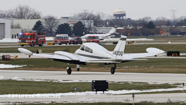 Cessna 310 landing with unlocked front nose gear