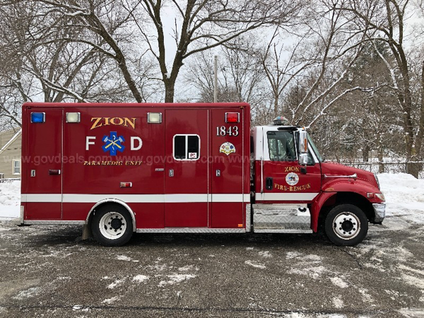 2005 IHC/4300/Horton ambulance for sale by the Zion FD.
