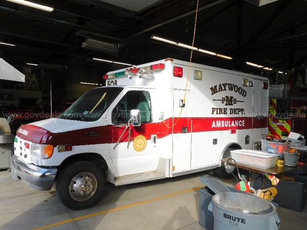 1997 Ford E-350 Type III ambulance for sale