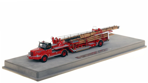 Fire Replicas model of a CHICAGO FIRE DEPARTMENT 1954 FWD 85' TRACTOR-DRAWN AERIAL