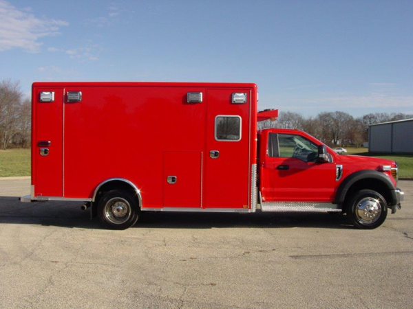 Horton Type I ambulance on Ford F550 chassis