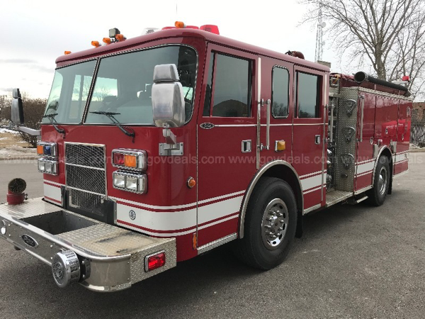 1997 Pierce Saber fire engine for sale