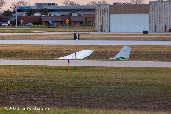 Cessna Skyhawk in ditch alongside runway