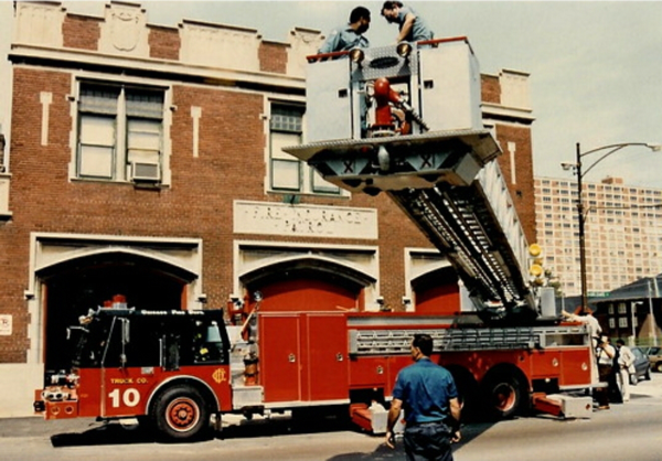 1985 E-ONE Hurricane tower ladder