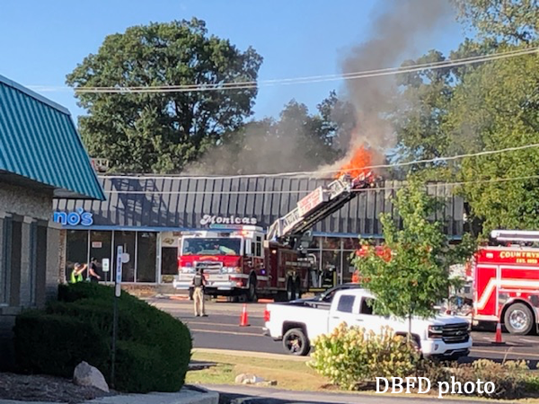 fire destroys a Mundelein restaurant