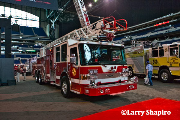 Piece Dash CF at FDIC 2012 without cosmetic grill